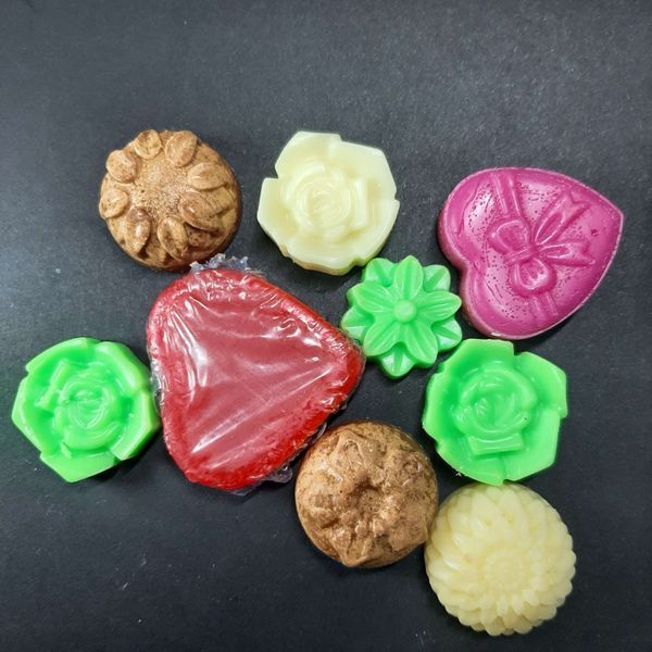Set Wax Melts figurine de ceara de soia parfumata, MIX &ndash; Chocolate, Sakura, Banana Cake, Antitantari, Sweet Rose, 50g